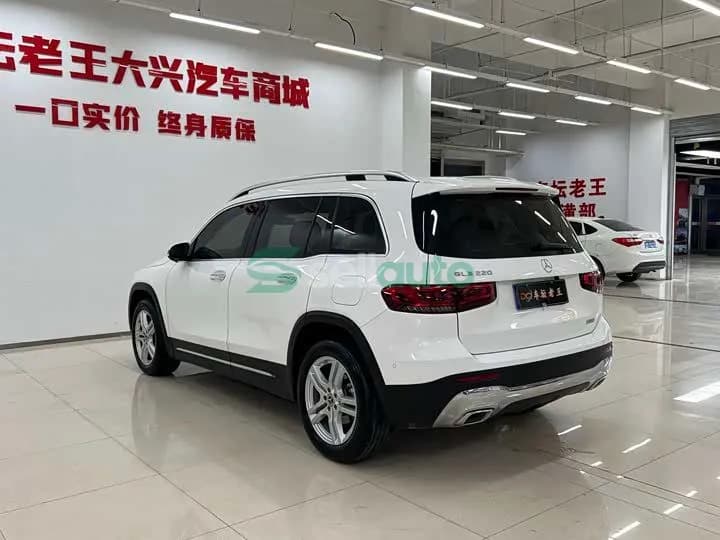 Mercedes-Benz GLB 2023 5
