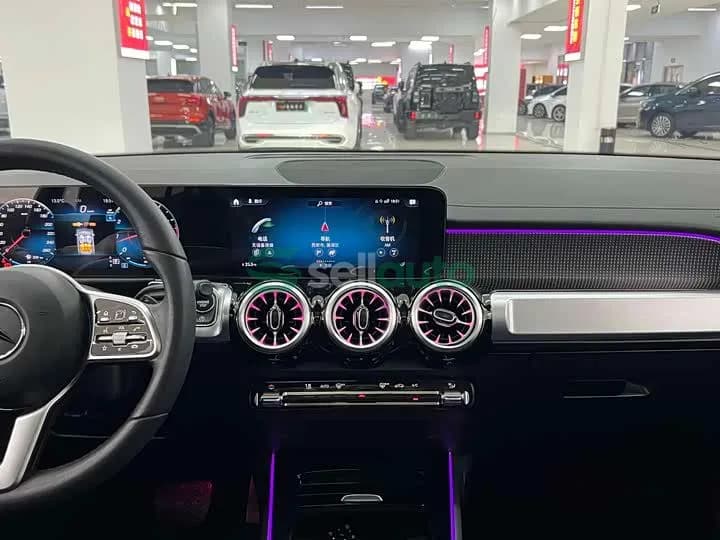 Mercedes-Benz GLB 2023 8