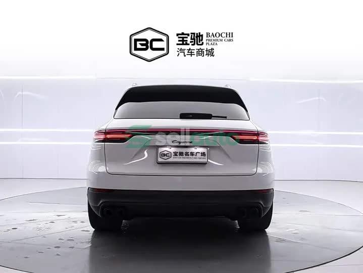 Porsche Cayenne 2024 4