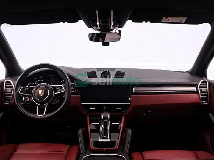 Porsche Cayenne 2024 5