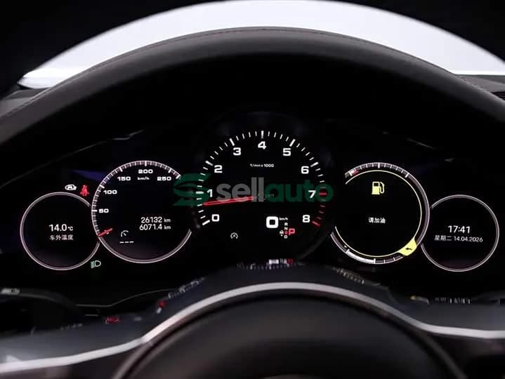 Porsche Cayenne 2024 6