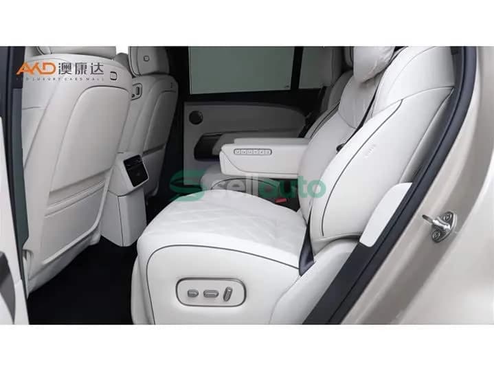 Li Auto L9 Model Livis 2026 7