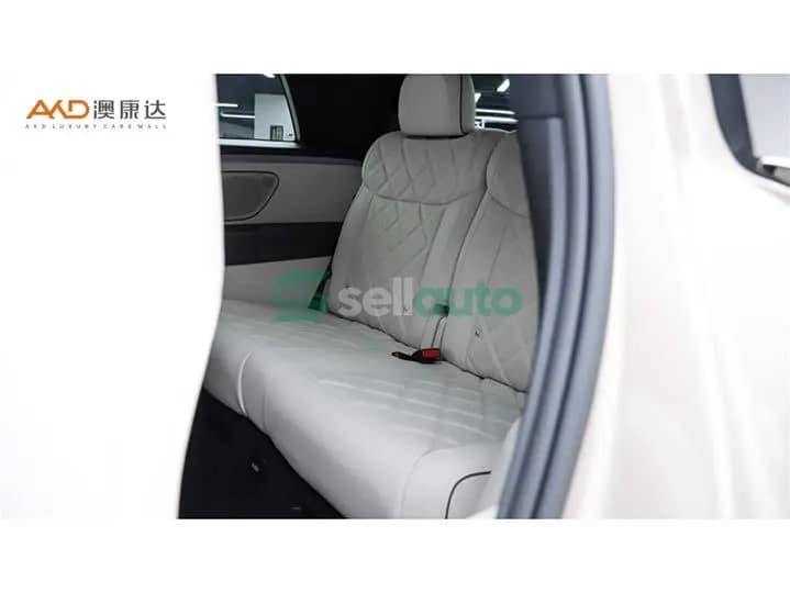 Li Auto L9 Model Livis 2026 9