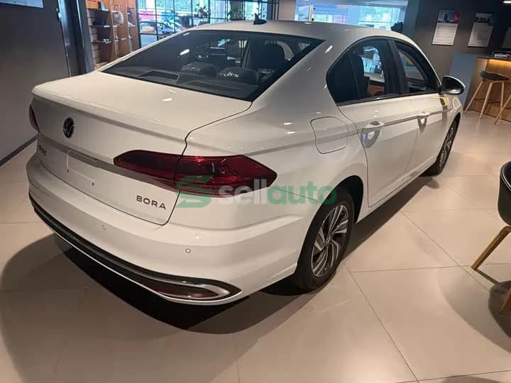 Volkswagen Bora 200TSI DSG 2026 9