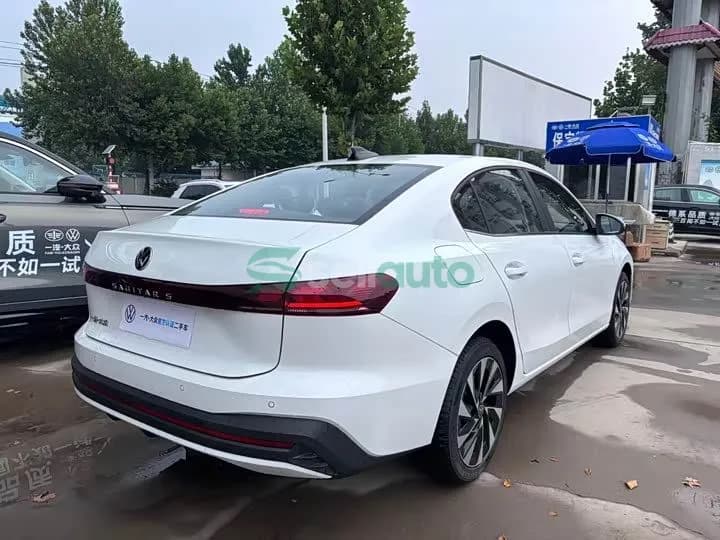 Volkswagen Sagitar S 1.5L 2026 9