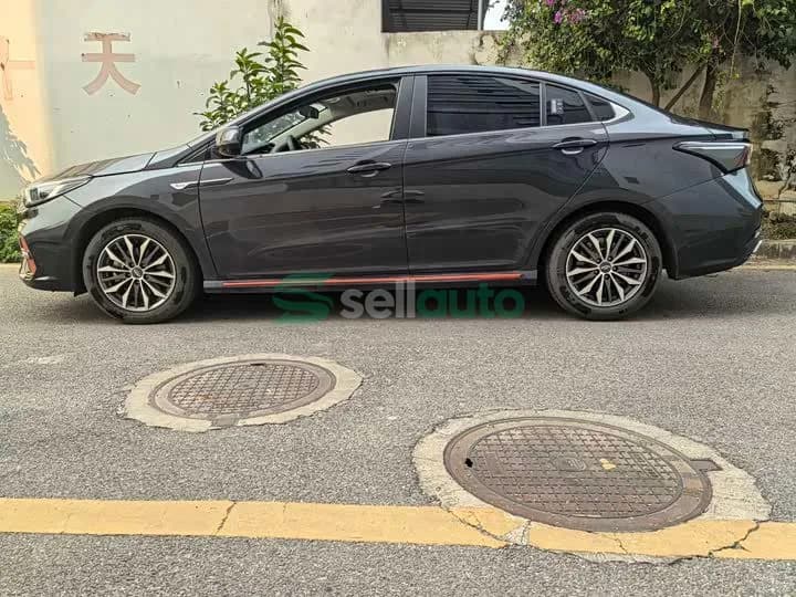 Chery Arrizo 5 2023 4