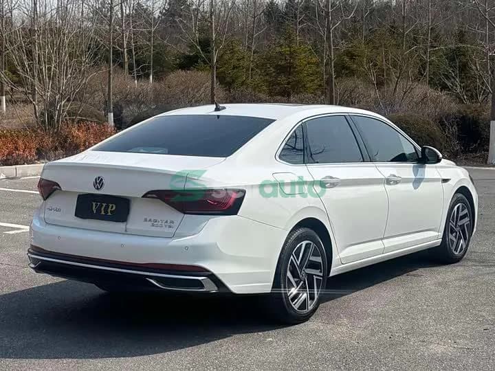 Volkswagen Sagitar 280TSI DSG 2022 3