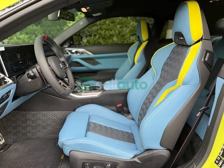 BMW M4 Coupe 2025 5