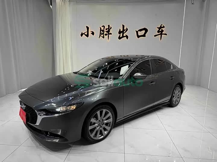 Mazda 3 Axela 2.0L 2022