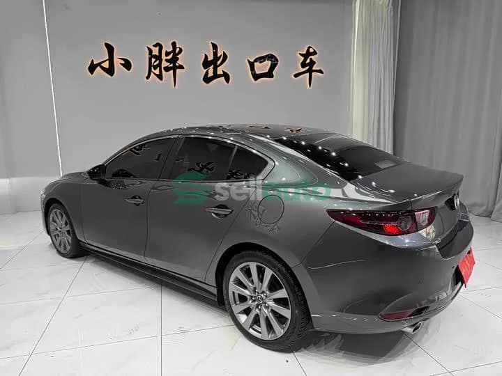 Mazda 3 Axela 2.0L 2022 6