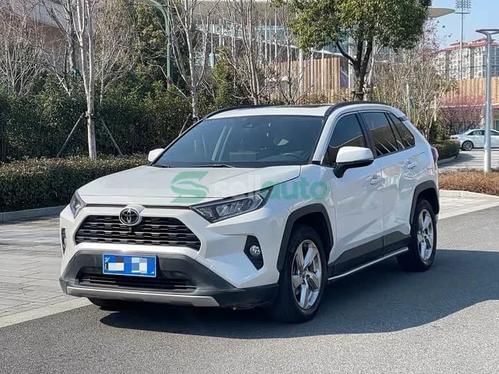 Toyota RAV4 2.0L CVT 2021