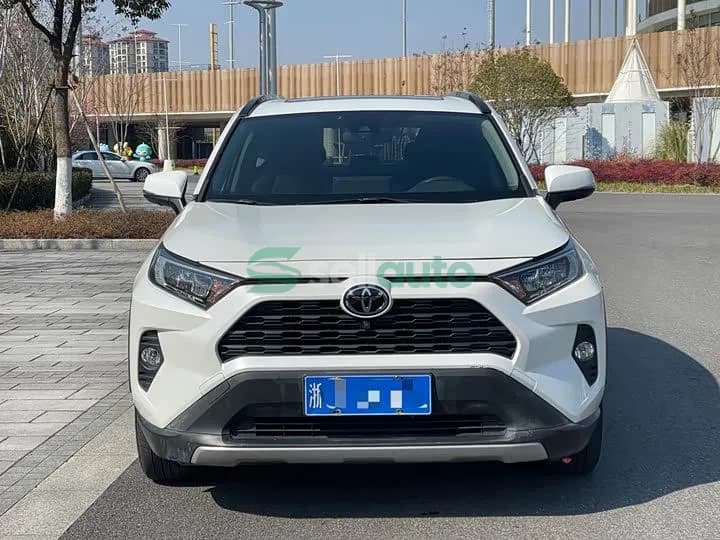 Toyota RAV4 2.0L CVT 2021 2