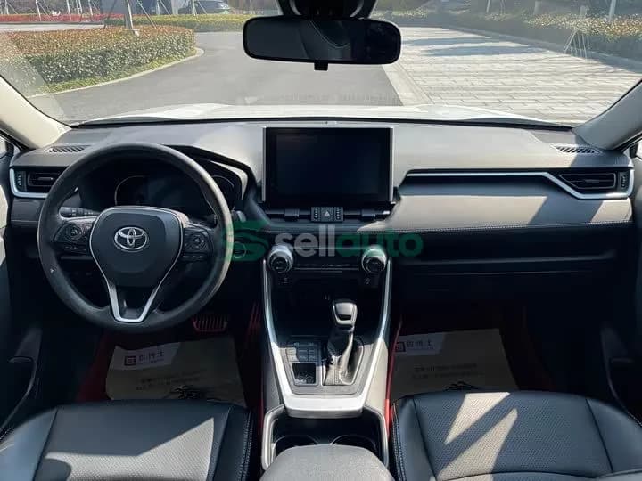 Toyota RAV4 2.0L CVT 2021 8