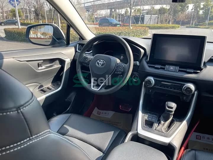 Toyota RAV4 2.0L CVT 2021 10