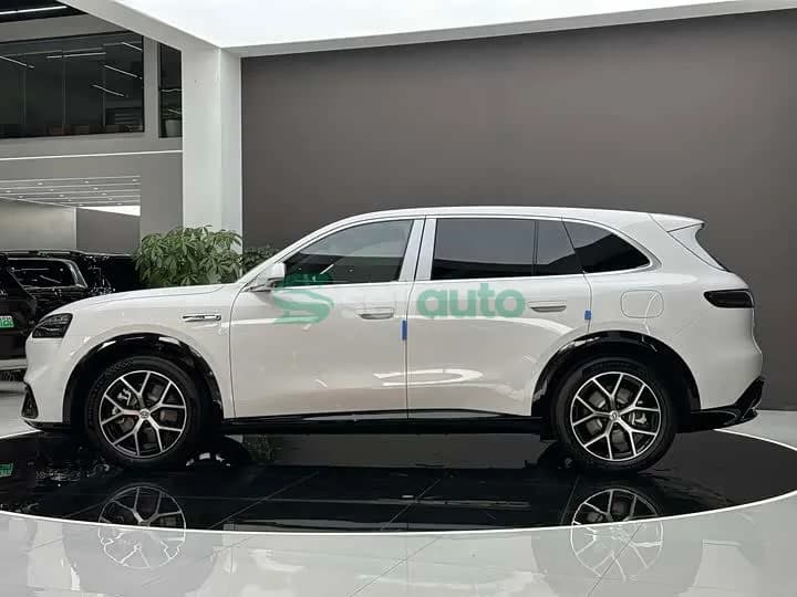 AITO Wenjie M6 Pure 2026 2