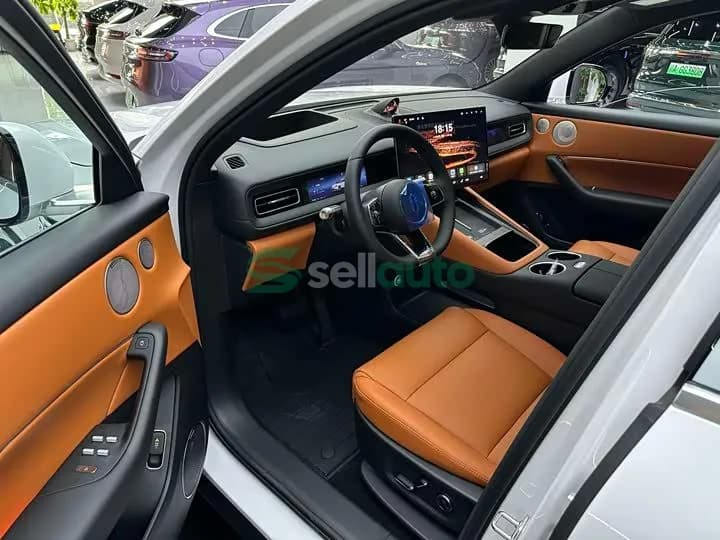 AITO Wenjie M6 Pure 2026 8