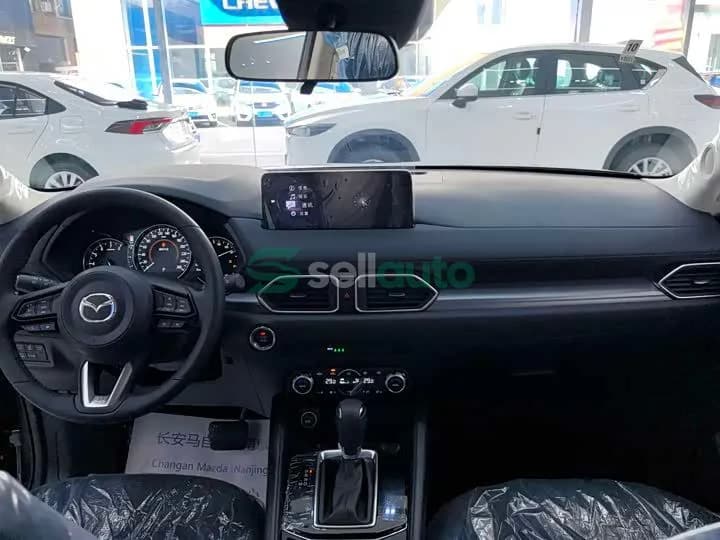 Mazda CX-5 2.0L 2025 4