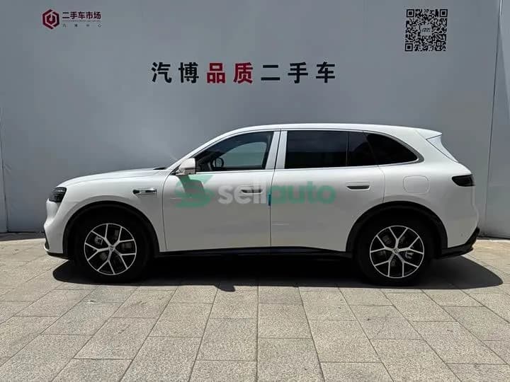 AITO Wenjie M6 Pure 2026 3
