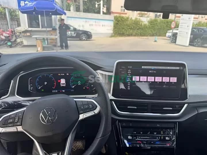 Audi T-ROC 300TSI DSG 2026 11