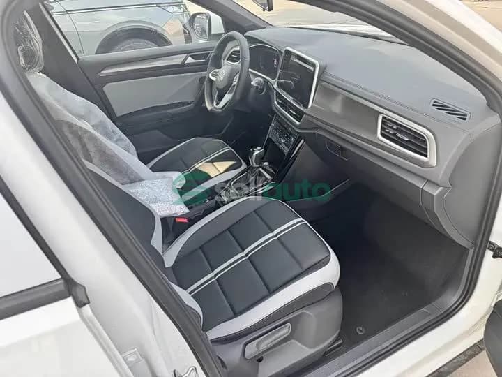 Audi T-ROC 300TSI DSG 2026 7