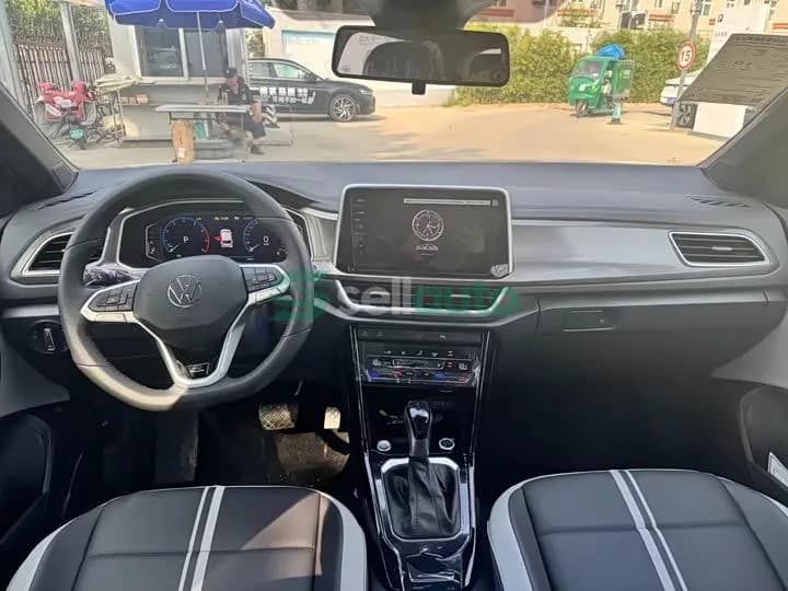 Audi T-ROC 300TSI DSG 2026 9