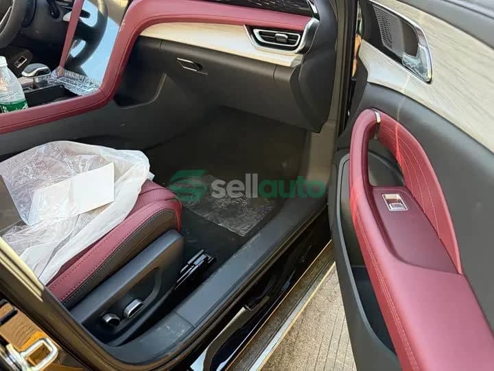 FAW Hongqi H5 1.5T 2026 9