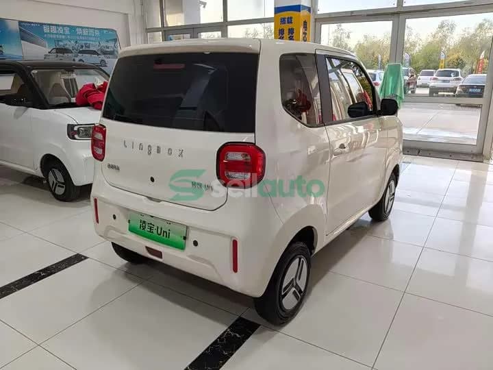 Leapmotor uni 2026 5