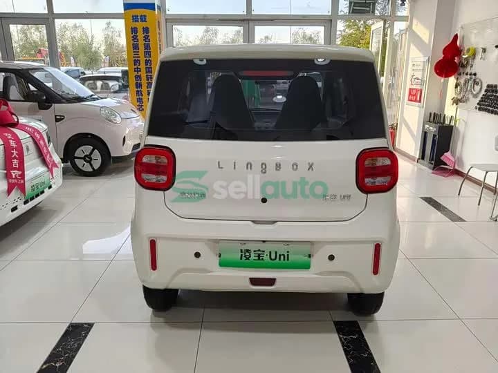 Leapmotor uni 2026 6
