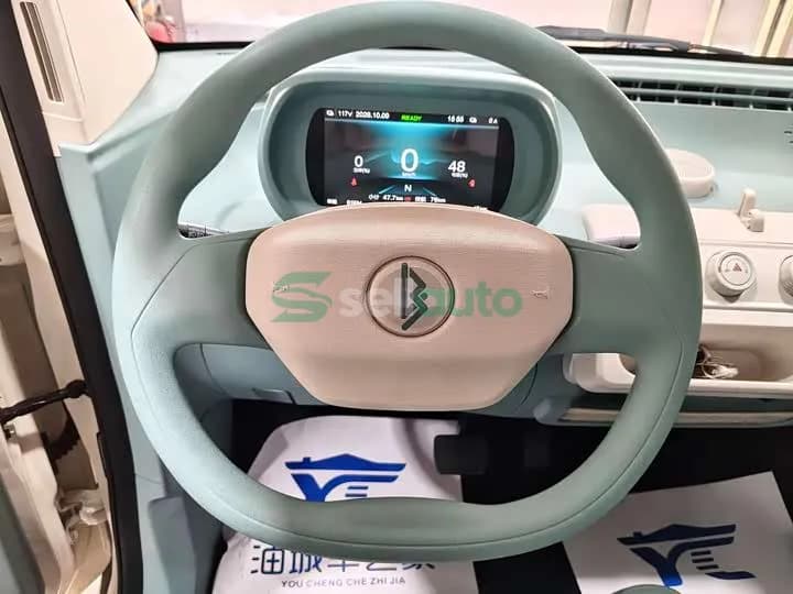 Leapmotor uni 2026 9