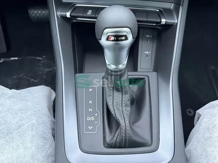 Audi Q3 2024 11