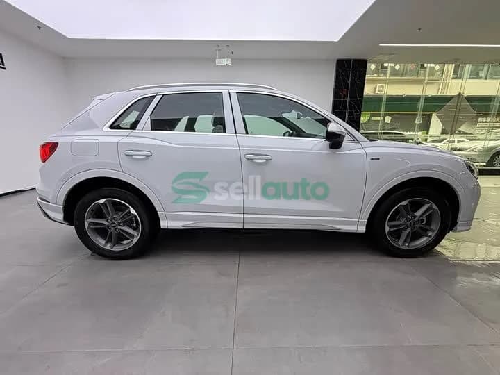 Audi Q3 2024 6