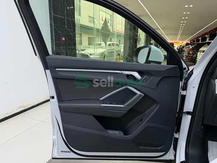 Audi Q3 2024 9