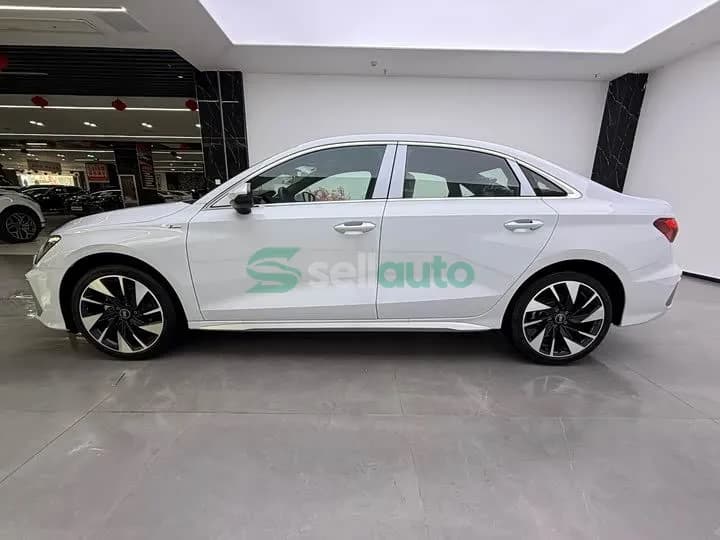 Audi A3 2024 5