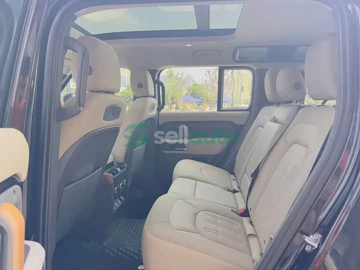 Land Rover Defender 110 P400 2021 7