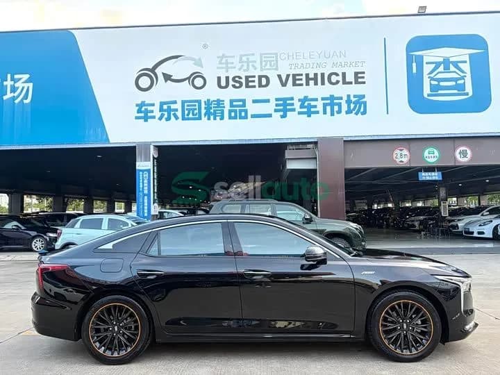 FAW Besturn B70 2022 8