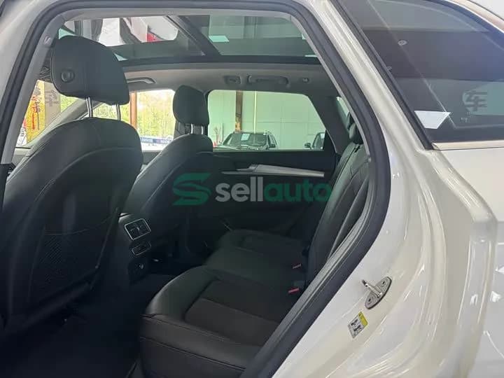 Audi Q5L 40 TFSI 2021 6