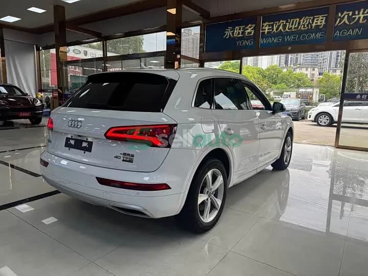 Audi Q5L 40 TFSI 2021 9