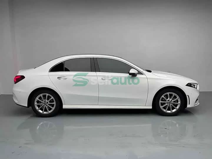 Mercedes-Benz A-Class A 200 2021 3