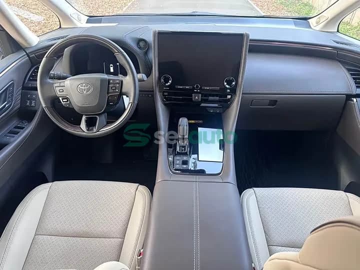 Toyota Alphard 2025 7