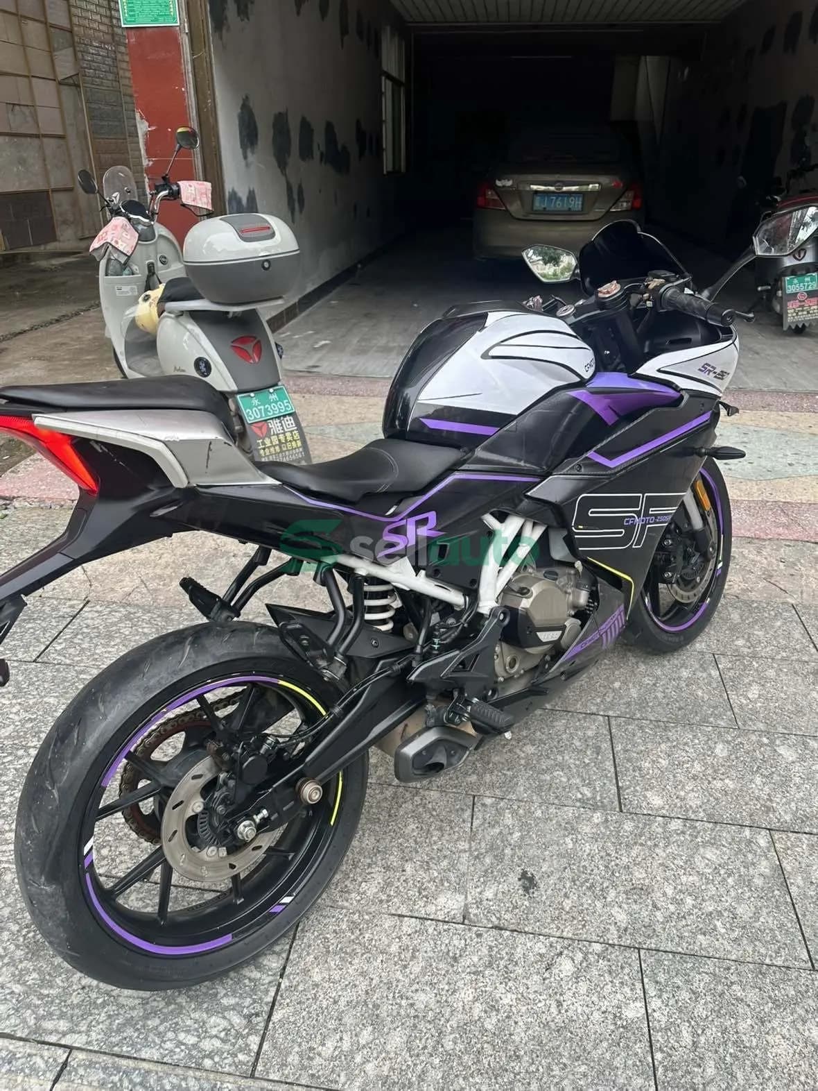 CFMOTO 250SR 2021 7