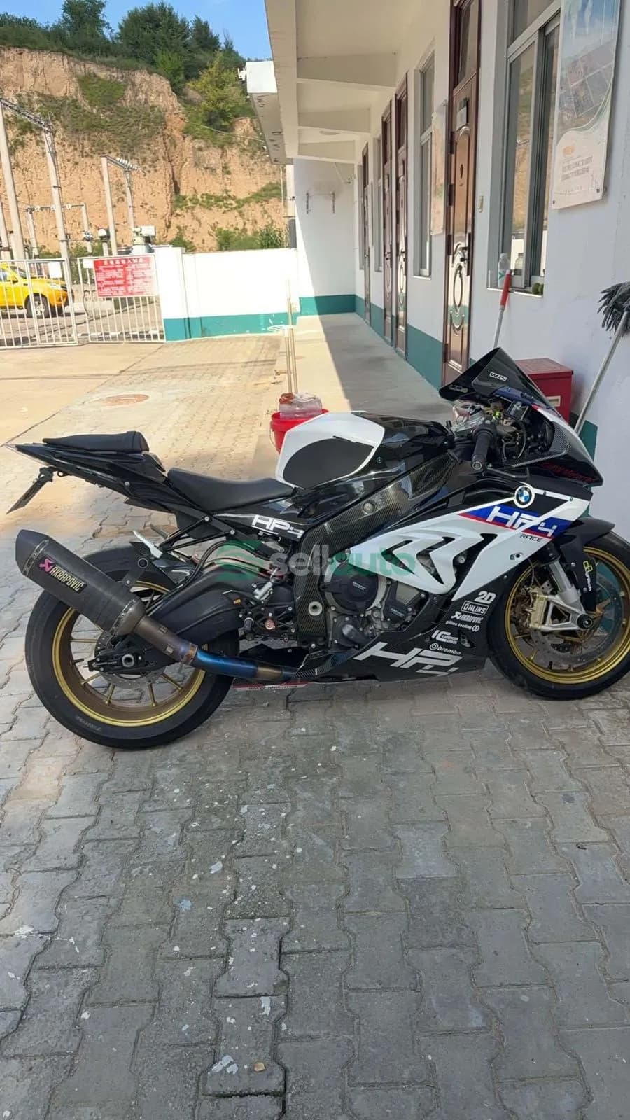 BMW S 1000 RR 2018 4