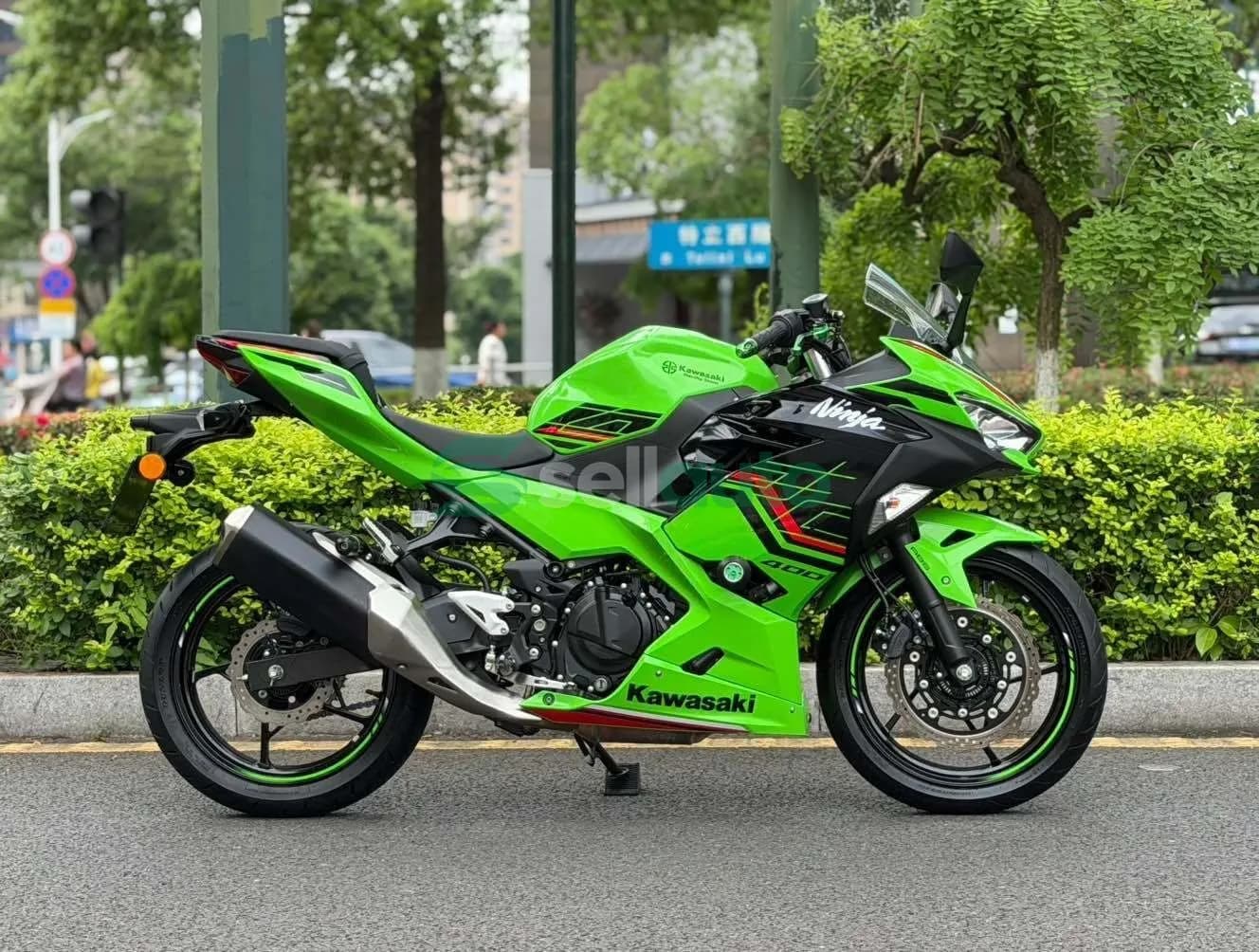 Kawasaki Ninja 400 2023 2