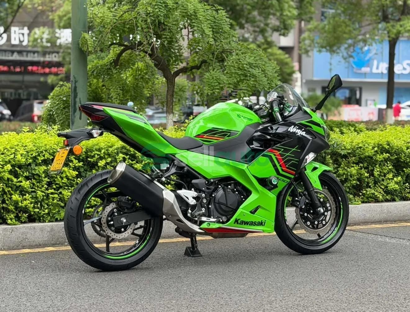 Kawasaki Ninja 400 2023 3