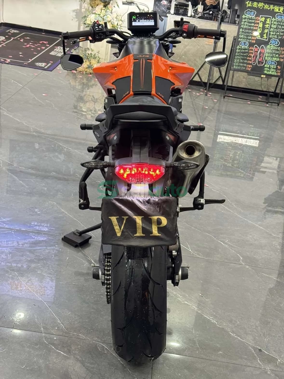 KTMR2R 790 Duke 2025 4