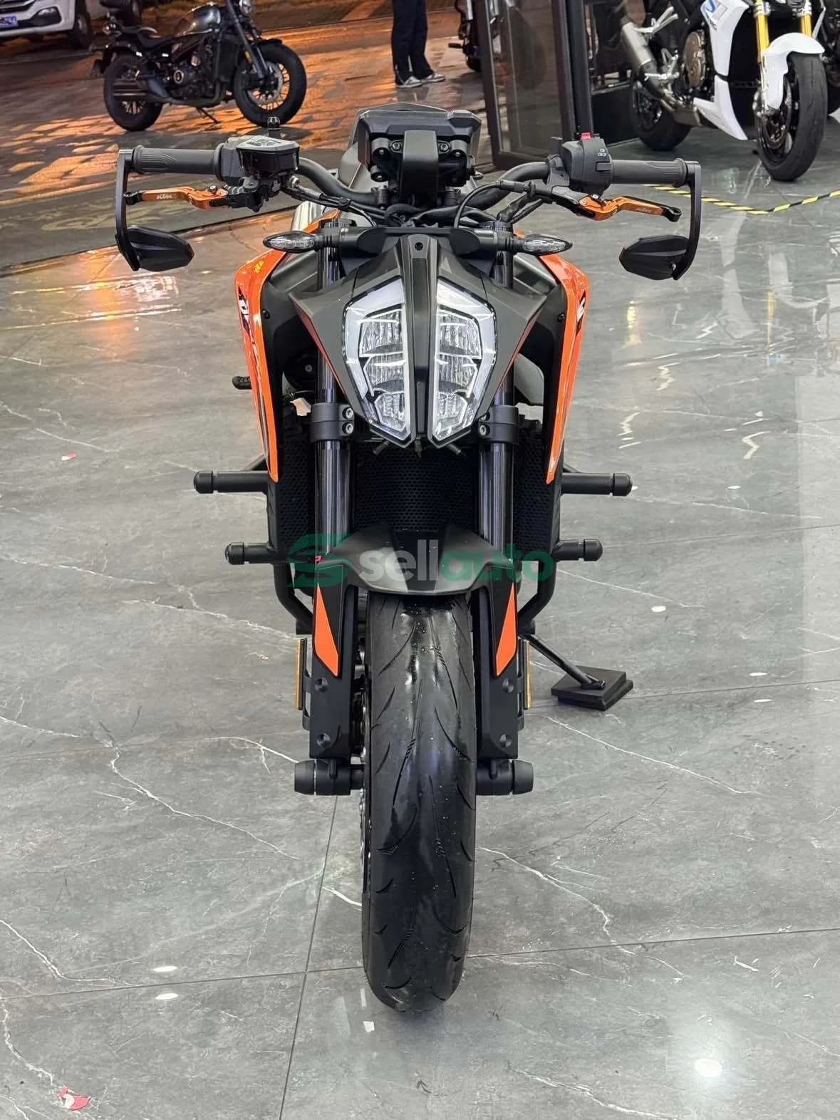 KTMR2R 790 Duke 2025 9