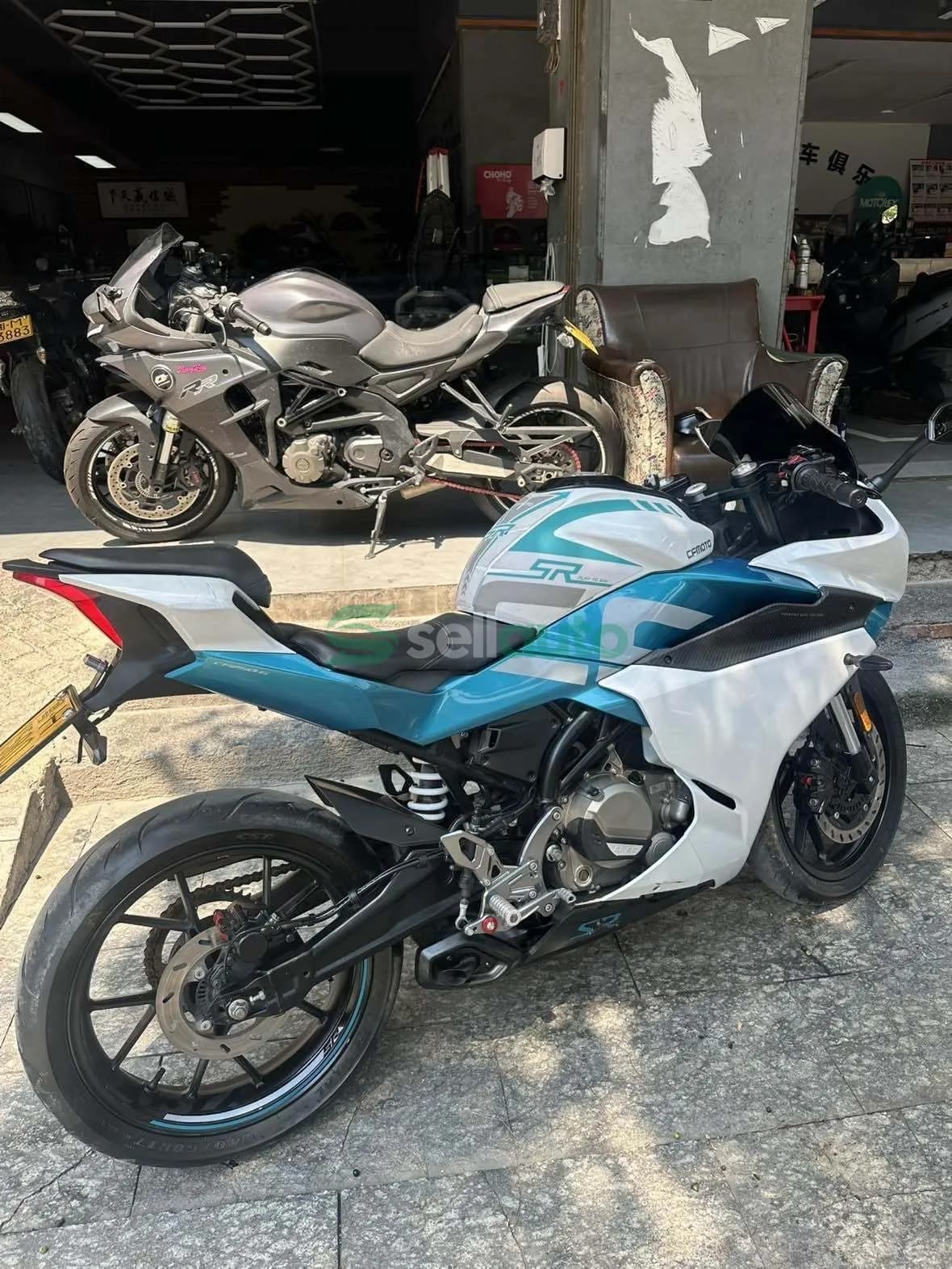 CFMOTO 250SR 2020 5