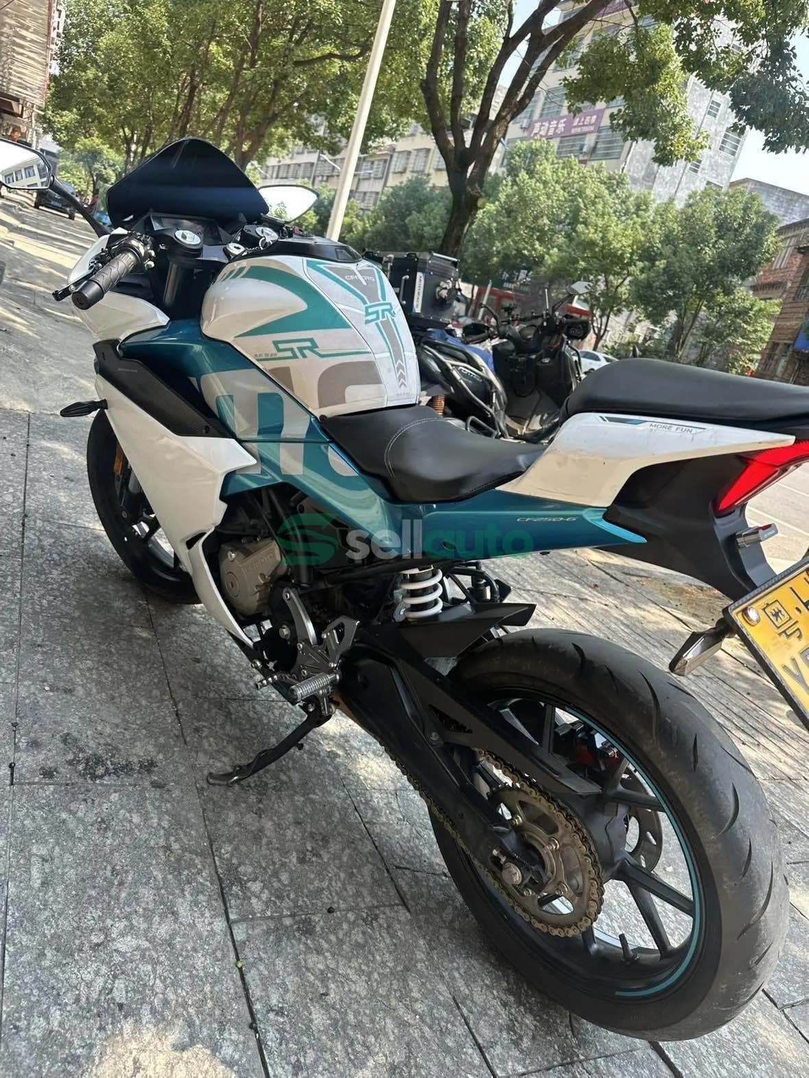 CFMOTO 250SR 2020 6