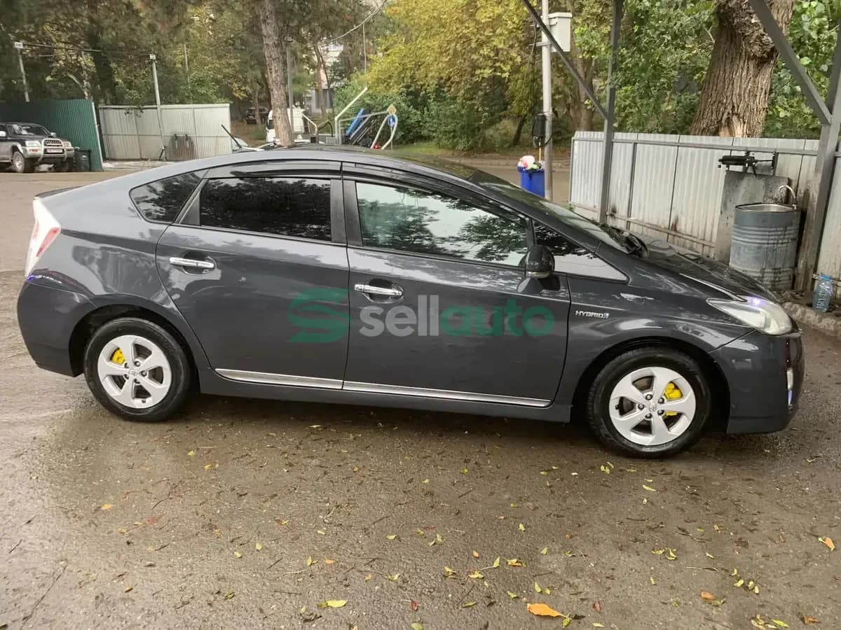 Toyota Prius 2011