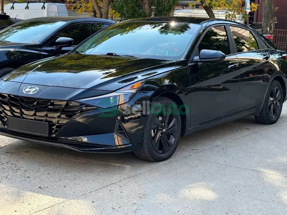Hyundai Elantra 2021
