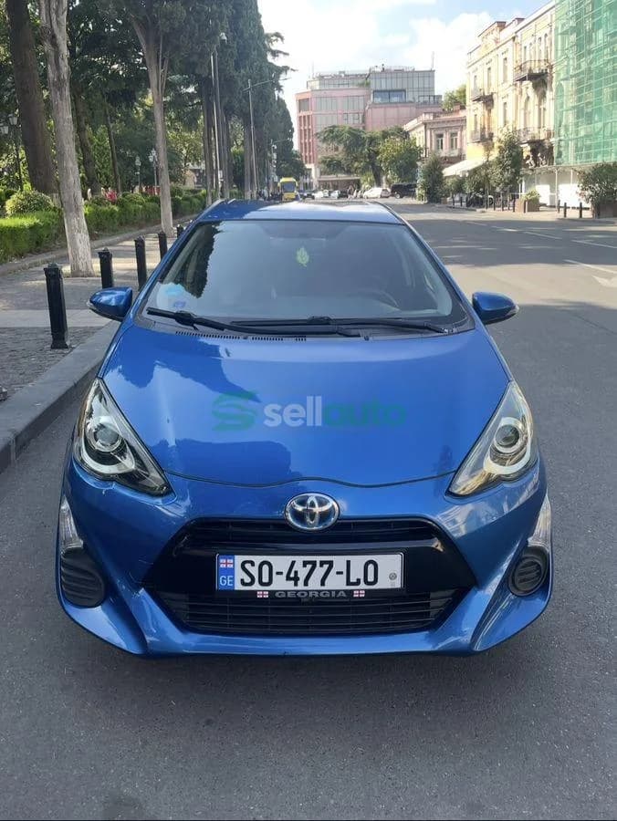 Toyota Prius C 2017